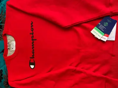 Polerón rojo Champion para hombre - miniatura 2