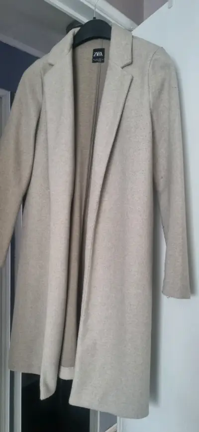Abrigo beige de lana Zara para mujer - miniatura 1