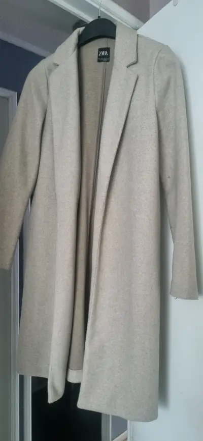Abrigo beige de lana Zara para mujer - miniatura 2