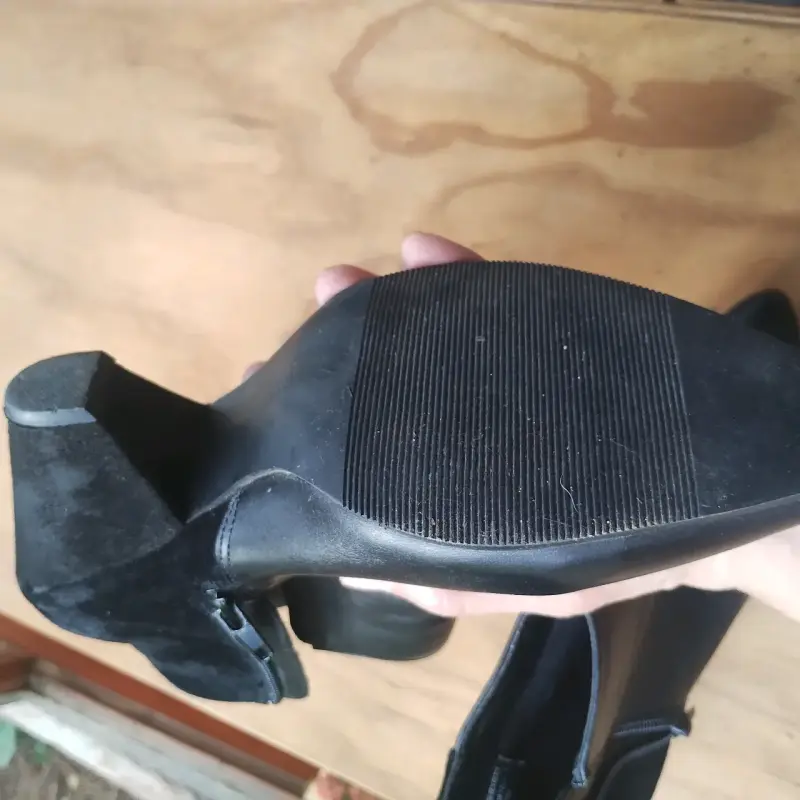 Botines de cuero negro con tacón para mujer - 4