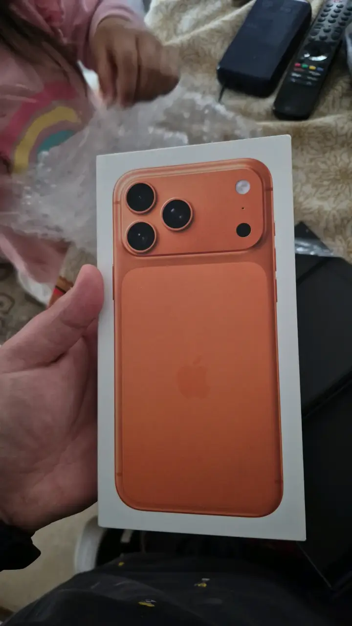 iPhone 17 Pro Max naranja nuevo en caja