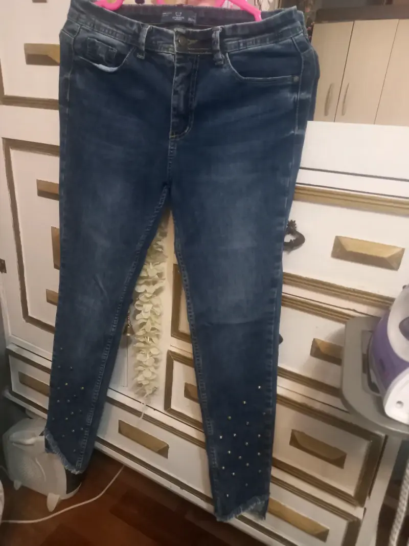 Jeans ajustados con perlas para mujer - 1