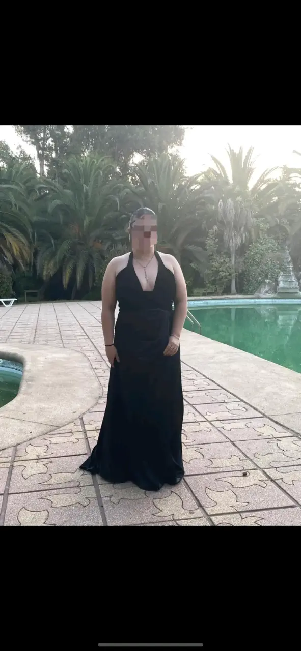 Vestido largo negro elegante para mujer - 1