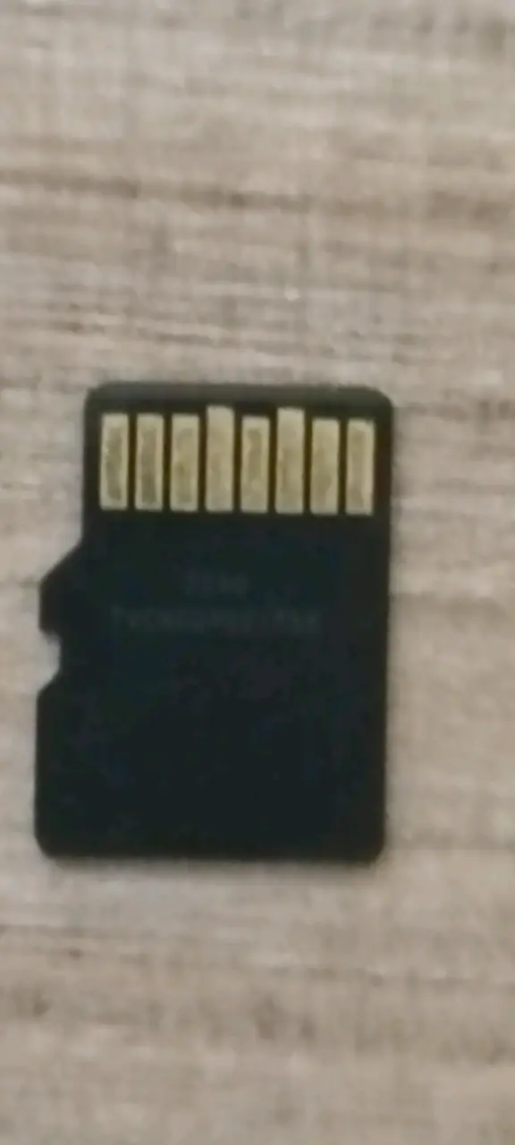 Tarjeta MicroSD HP 64GB Clase 10 - 2