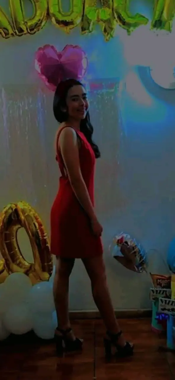 Vestido rojo elegante para fiesta