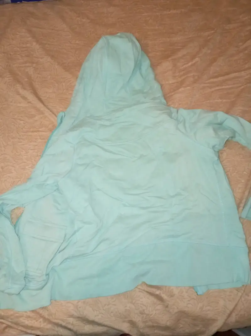 Polerón con capucha celeste Spalding talla L - 2