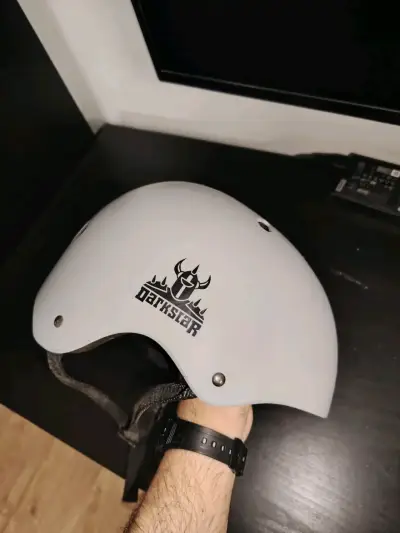 Casco de protección gris para ciclismo Darkstar - miniatura 2