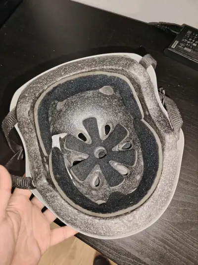 Casco de protección gris para ciclismo Darkstar - miniatura 4