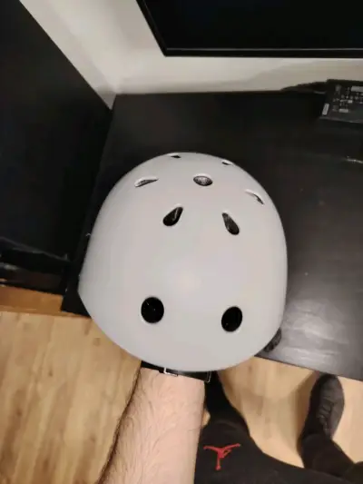 Casco de protección gris para ciclismo Darkstar - miniatura 6