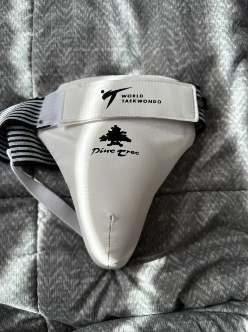 Protector inguinal Pine Tree para taekwondo