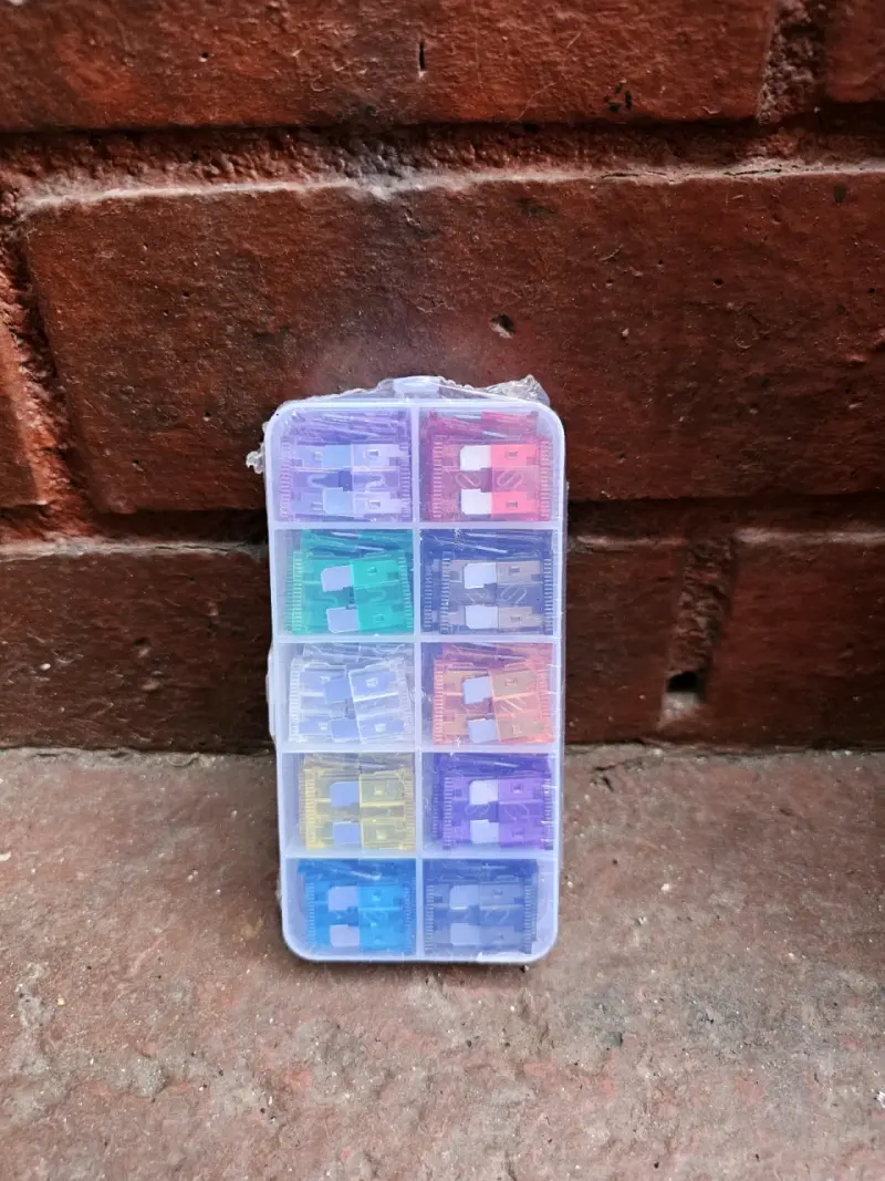 Kit de 100 fusibles de auto 12V - 2