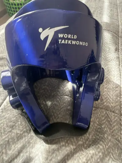 Casco de Taekwondo Azul World Taekwondo - miniatura 1