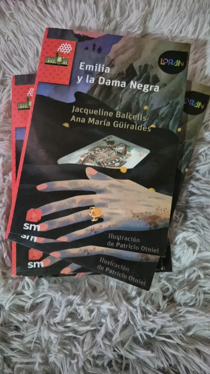 Libro Emilia y la Dama Negra de SM