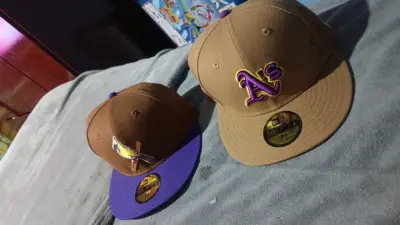 Gorras New Era 59FIFTY con logos bordados - miniatura 1