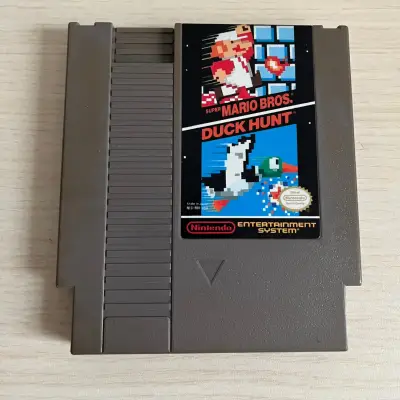 Consola Nintendo Entertainment System con control y juego - miniatura 5