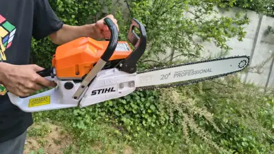 Motosierra Stihl Profesional 20 pulgadas - miniatura 1