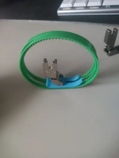 Pie de prensatelas para máquina de coser con guía - miniatura 2