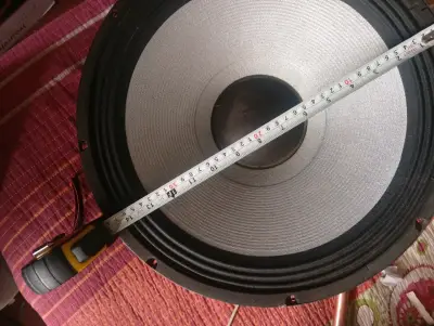 Parlantes de 15 pulgadas para sonido profesional - miniatura 1