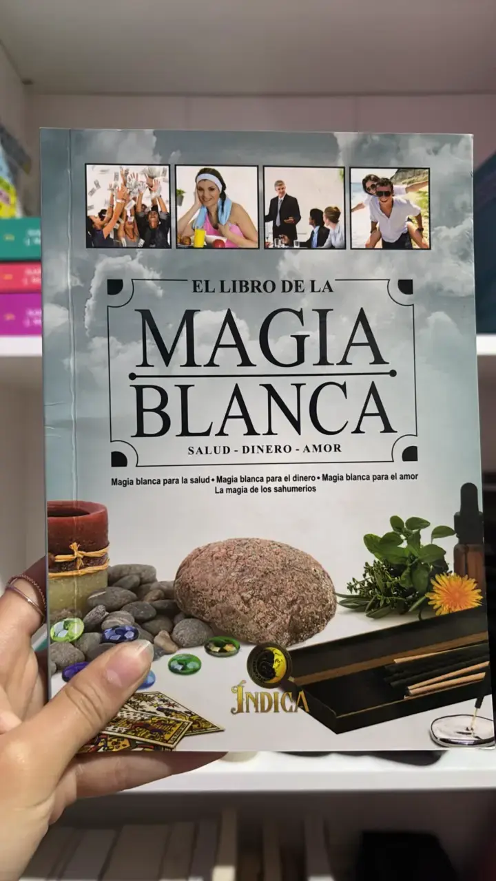 Libro Símbolos Sagrados de Sarah Bartlett - 3