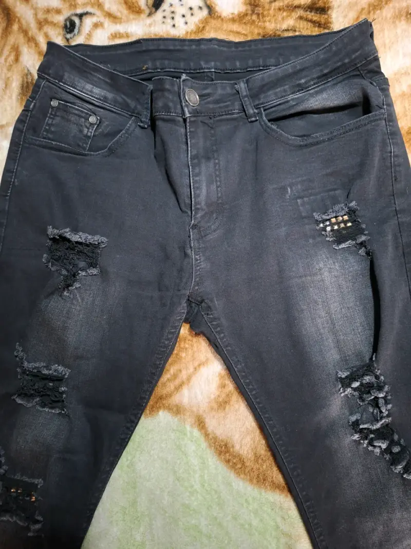 Jeans negros rasgados para hombre talla 46 - 2
