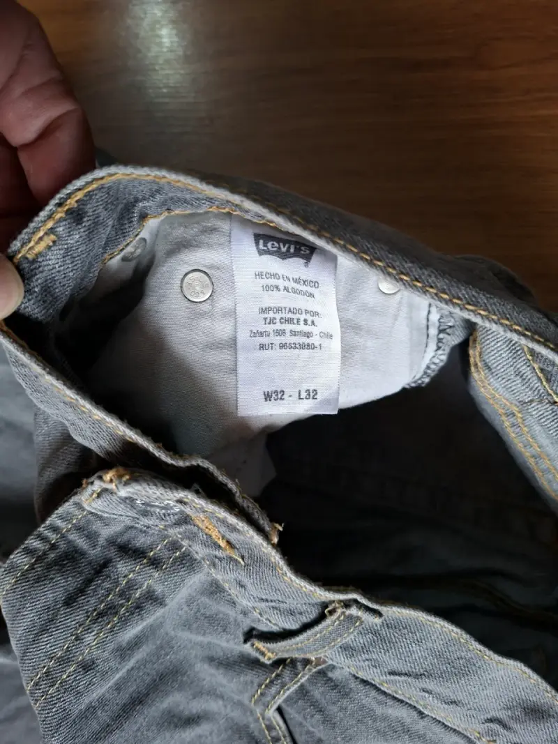 Jeans Levis 520 Red Tab Talla 44 - 3