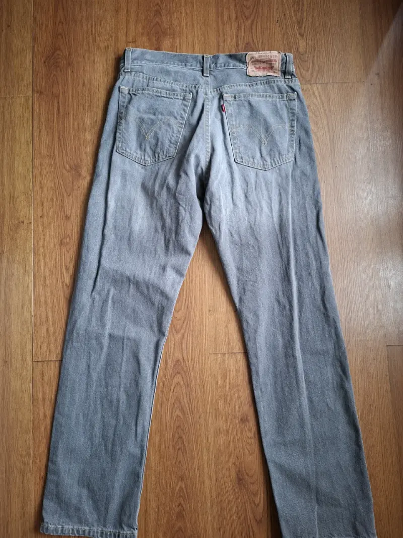 Jeans Levis 520 Red Tab Talla 44 - 4