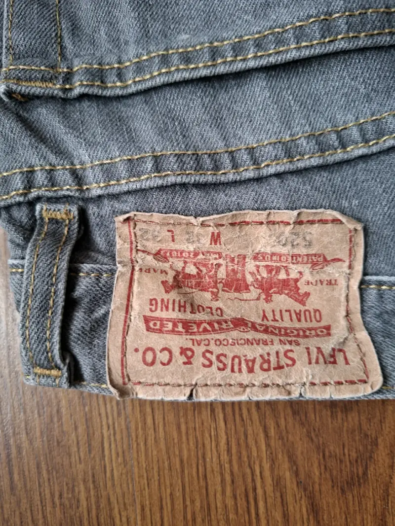 Jeans Levis 520 Red Tab Talla 44 - 5