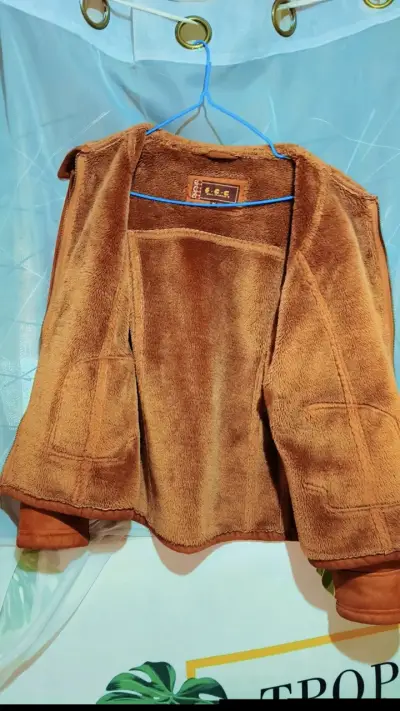 Chaqueta de gamuza marrón con forro cálido - miniatura 3