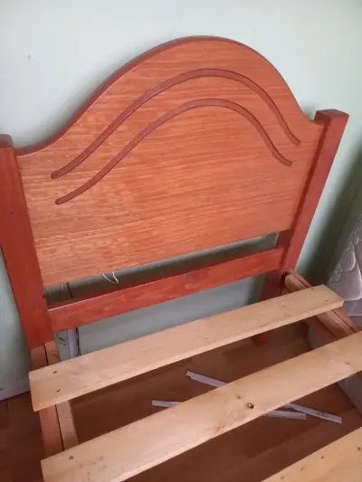 Cama de madera individual con colchón incluido - miniatura 1