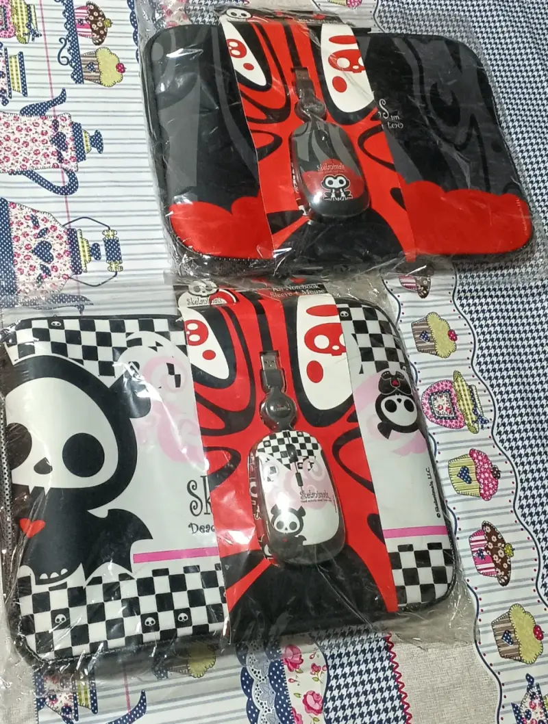Funda y mouse Skelanimals para notebook - 1