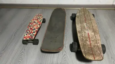 🛹🔥 Pack 3 Skateboards – 2 Normales + 1 Eléctrico - miniatura 1