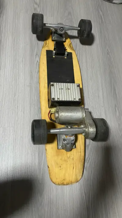 🛹🔥 Pack 3 Skateboards – 2 Normales + 1 Eléctrico - miniatura 3