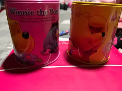 Alcancía metálica de Winnie the Pooh - miniatura 6