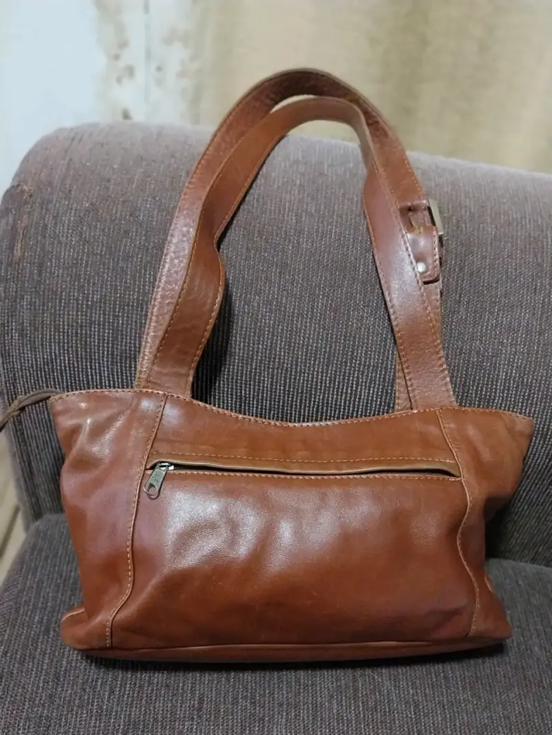 Cartera de cuero marrón con hebilla - 3