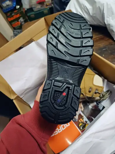 Botas de seguridad Norseg anticlavo color marrón - miniatura 3