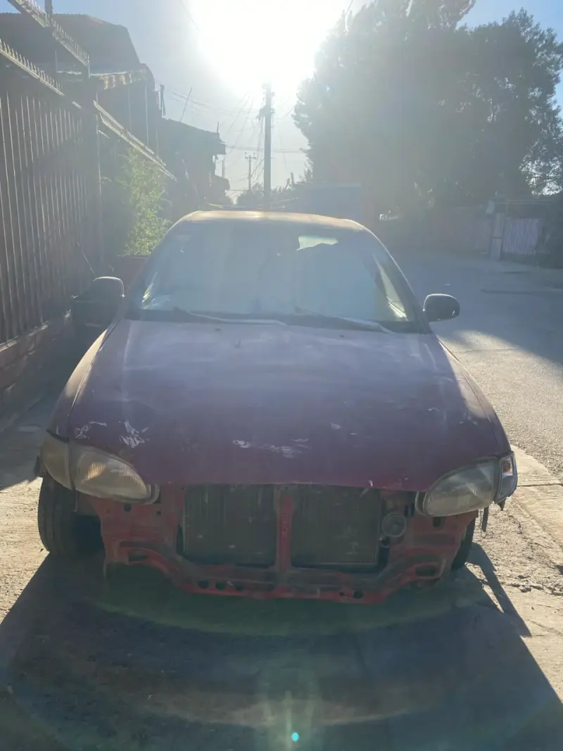 Hyundai Accent 1.3 Del 98 - 3