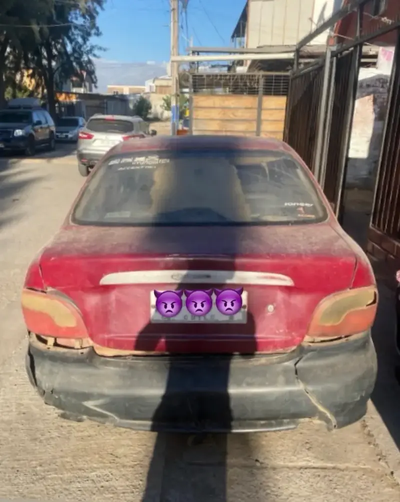 Hyundai Accent 1.3 Del 98 - 5