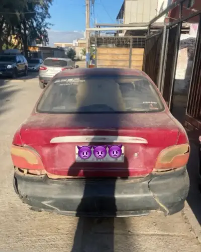 Hyundai Accent 1.3 Del 98 - miniatura 5