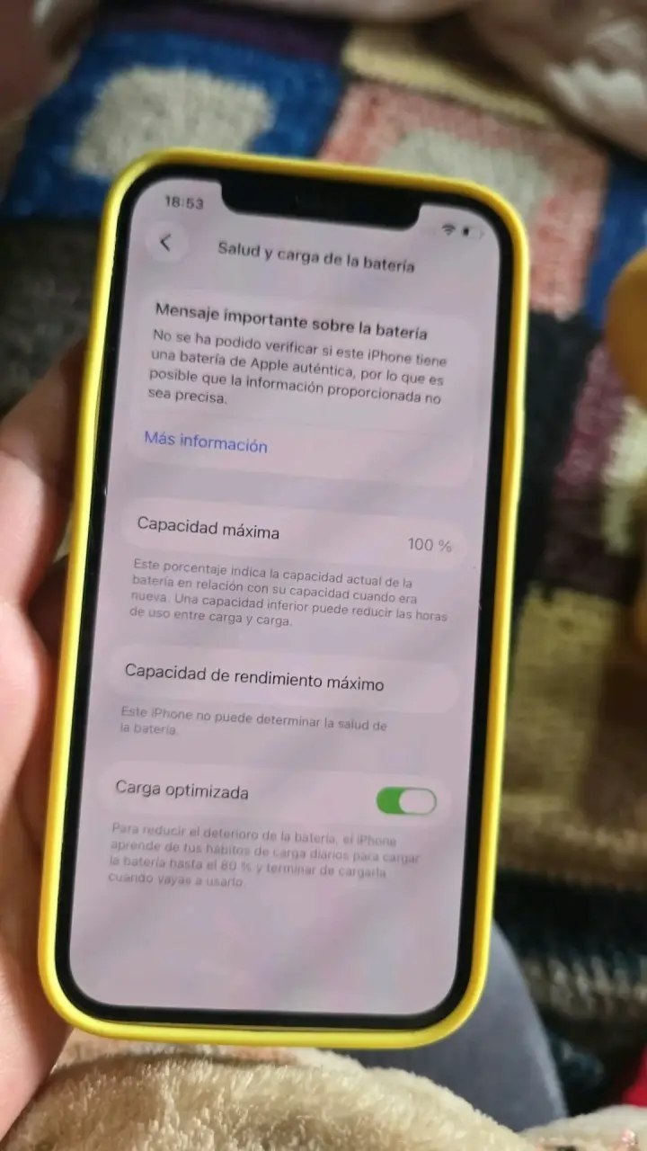 iPhone 12 Blanco en Buen Estado - 5