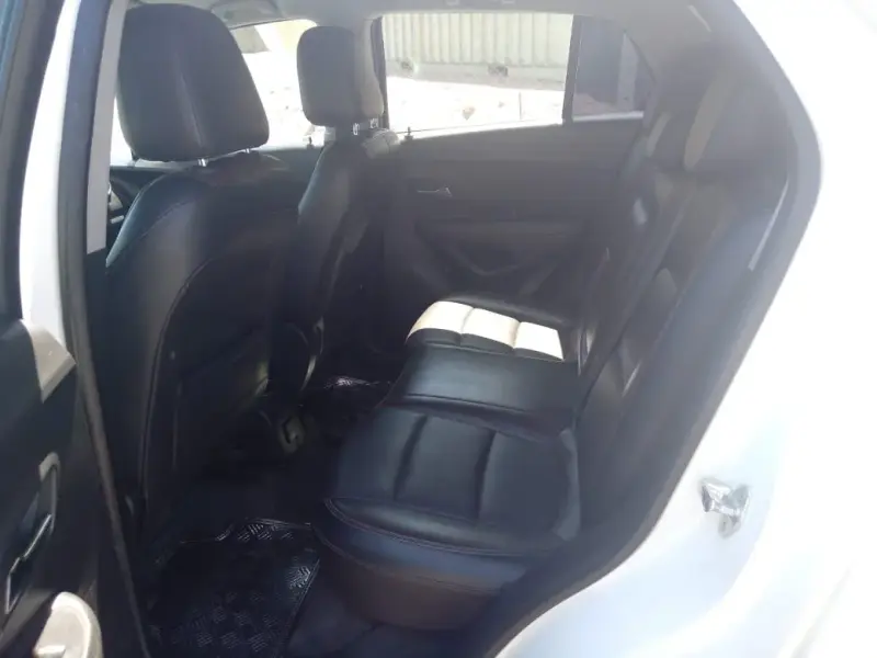 Chevrolet Trax 2016 - PRECIO CONVERSABLE - 4