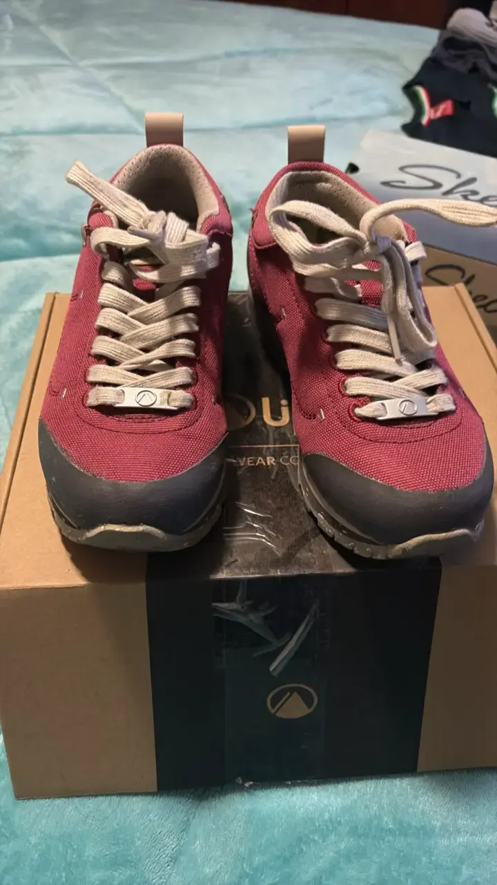 Zapatillas de trekking Upp! rojas para mujer - 1