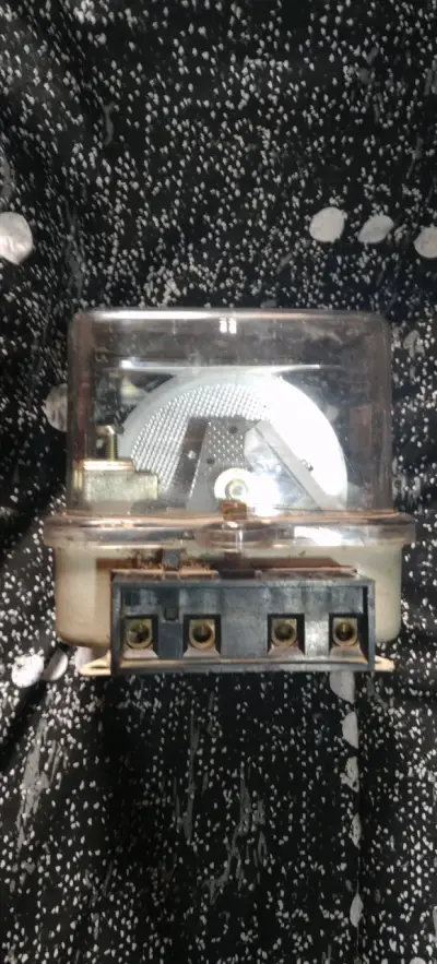 Medidor de electricidad monofásico KWH - miniatura 1