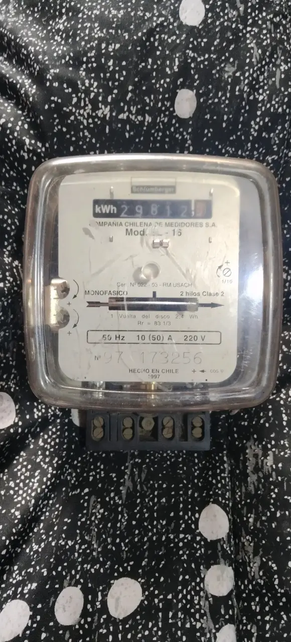 Medidor de electricidad monofásico KWH - 2