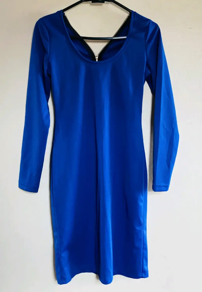 Vestido azul con cierre trasero - 4