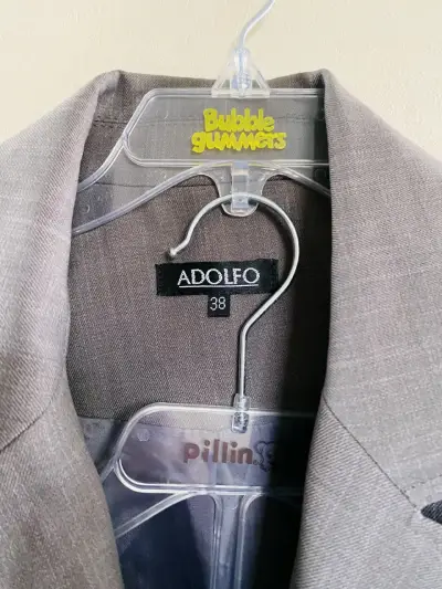 Traje formal gris para mujer Adolfo talla 38 - miniatura 3