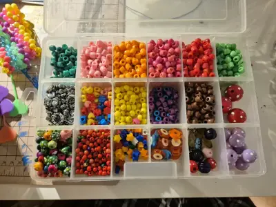 Set de Cuentas de Colores para Manualidades - miniatura 1