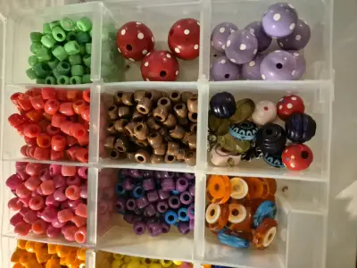 Set de Cuentas de Colores para Manualidades - miniatura 2