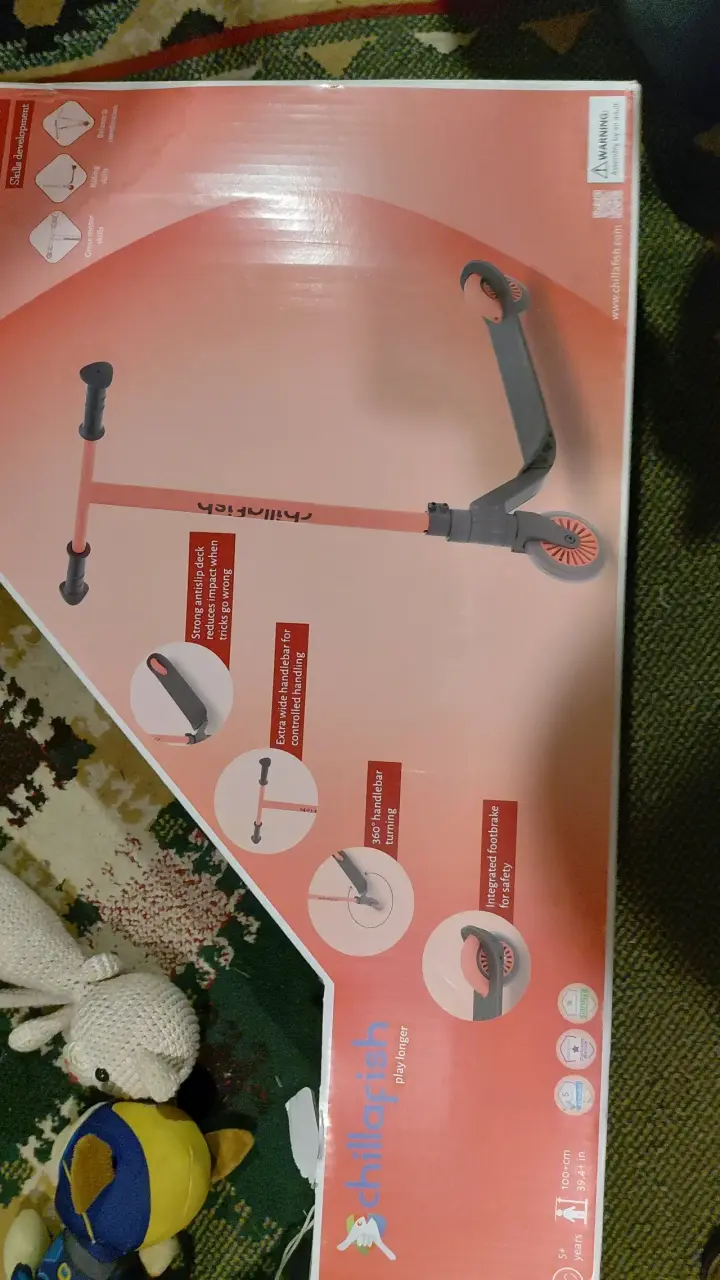 Scooter Chillafish Scooti Rosa con Freno Integrado - 4