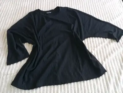 Lote de poleras sin mangas en varios colores y tallas - miniatura 5