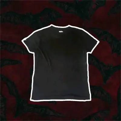 Polera negra con diseño de calavera Y2K - miniatura 2